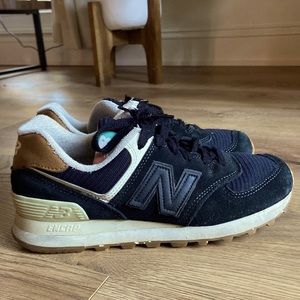 Women’s New Balance 574